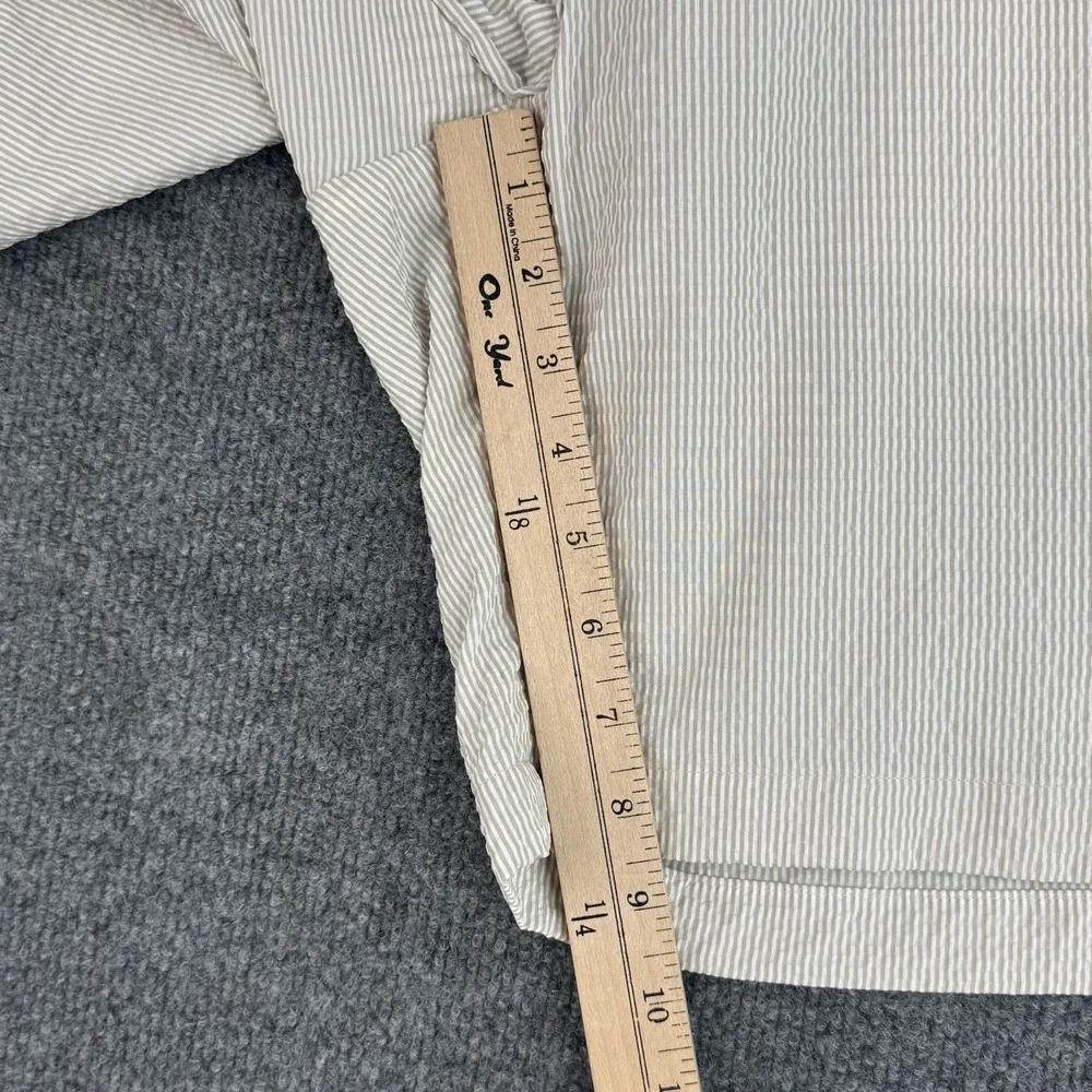 Peter Millar Shorts Mens 42 Beige White Seersucker Featherweight Golf Striped
